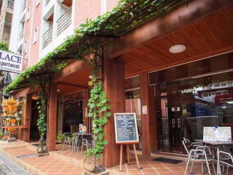 BFB5AF7457017C6ECC2C8D678C11D740