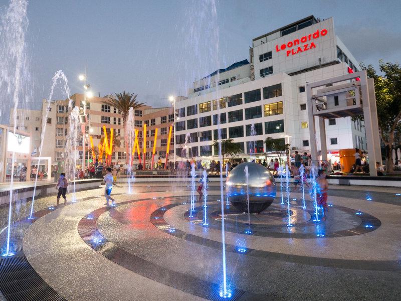 694E53DEDF4142C268AD3E40A9272327