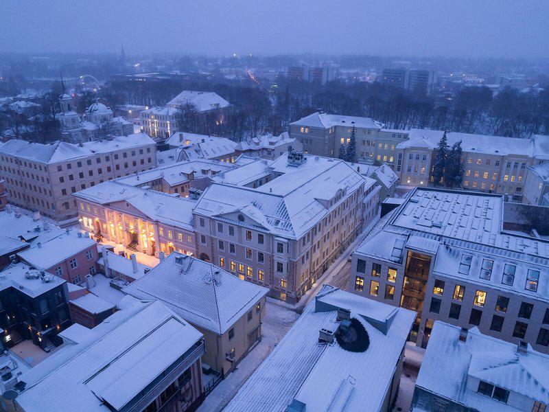 C4A69E4A7A3D5E181C1581676945BC21