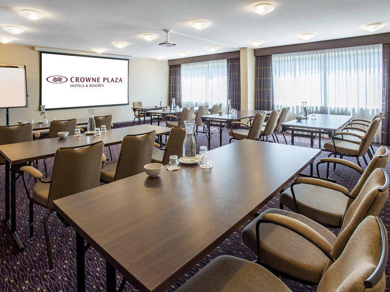 ED542B092314D876E0A212293E84FEFE