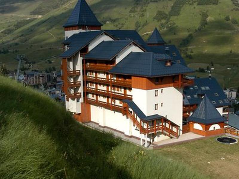 F90FE9639CDE6A106D45BB718F8B362D