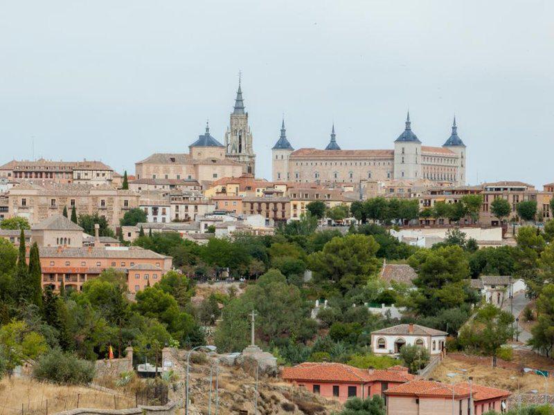 BEE95C705BC309483E5A0223122B392F