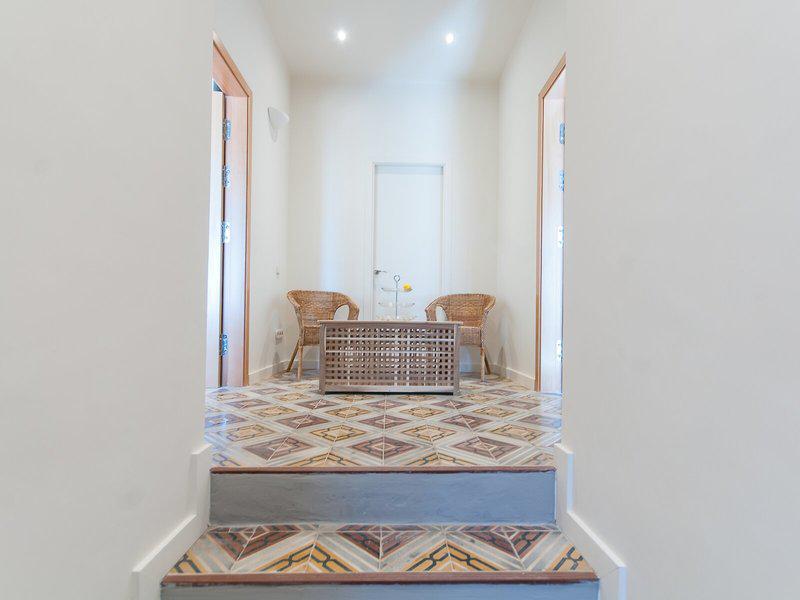 9690EC6DDE2370D6A72689E238F7959C