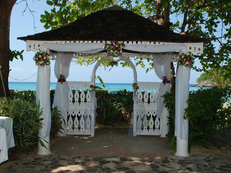 9D1E5310542F6AEE9E38C17245C56956