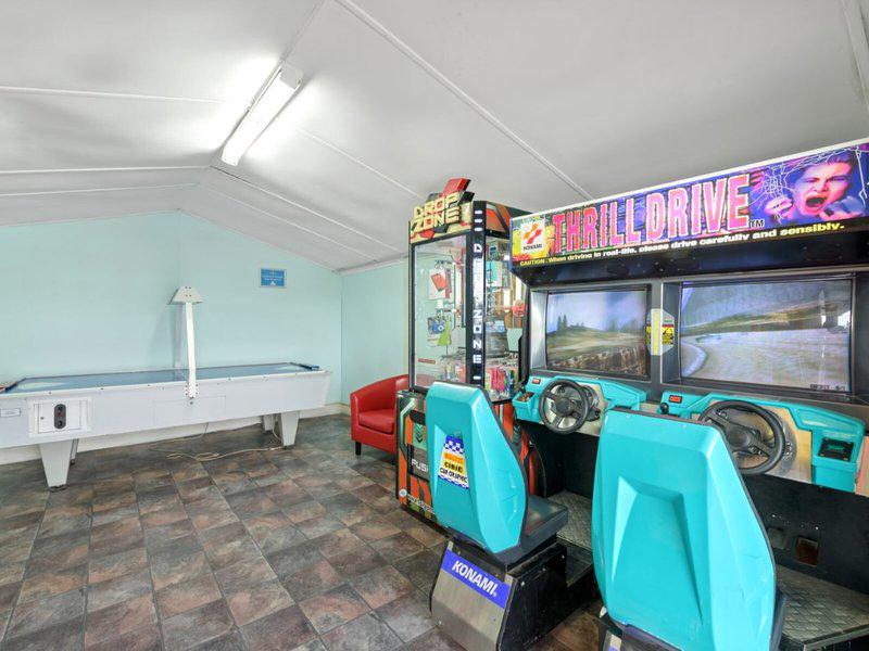 D921F9BCBDC1E955EC802EF627EAFAE7