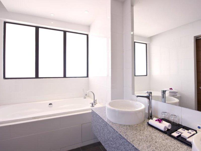 9FBD9E859053A0AABE2547BE81568BE9