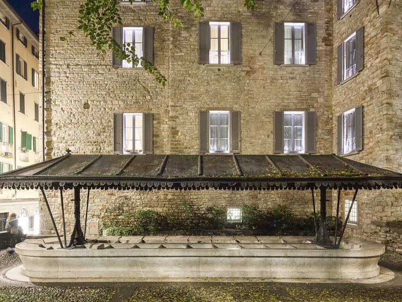 FD156CDE87FE015A1E997E855D9B6661