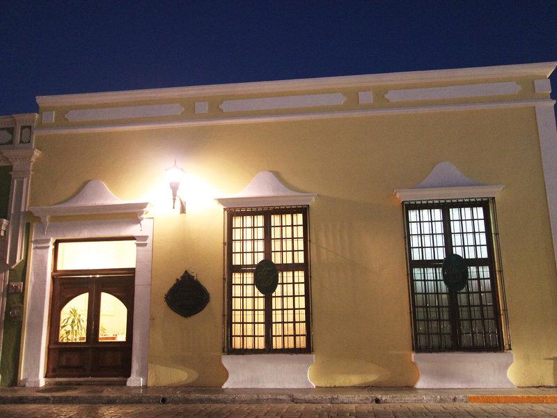 29C42110CE7983E1DE8C5FF9A19A2E3D