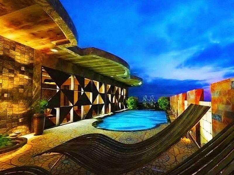 1B1AF513155A19EEBA445E6747718DDC