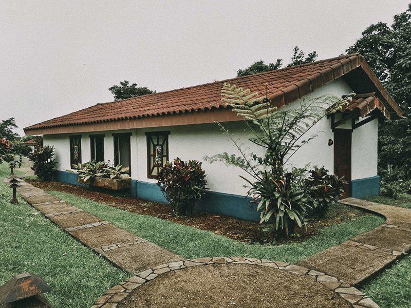 BCB6BF31CD0228312AFAEB98BAFFFD2A