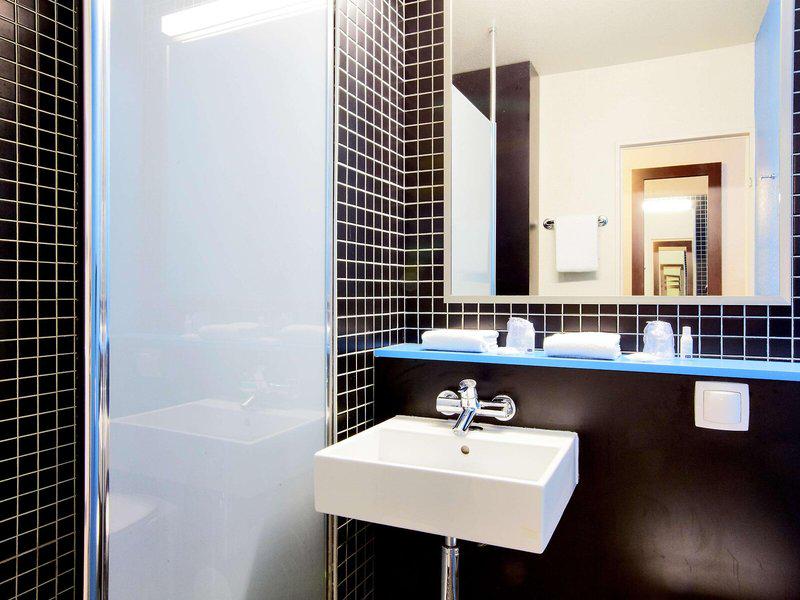 866DB9BAB96440019F80D95124F378E7