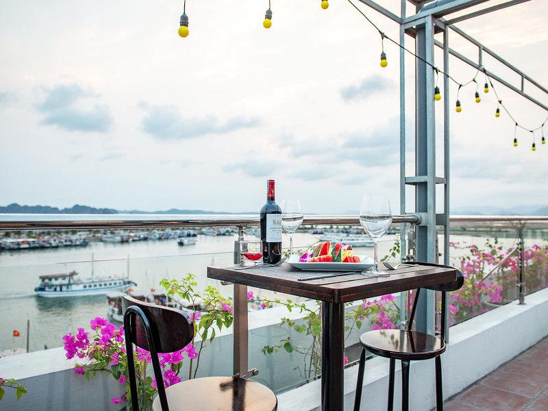 07CF77074F9C5716DCD975FCD7377F00