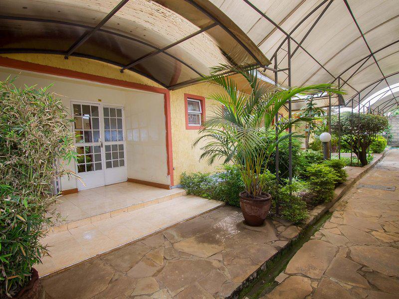 25CE12CB4B5E55D95AE1FB5B88E076CF