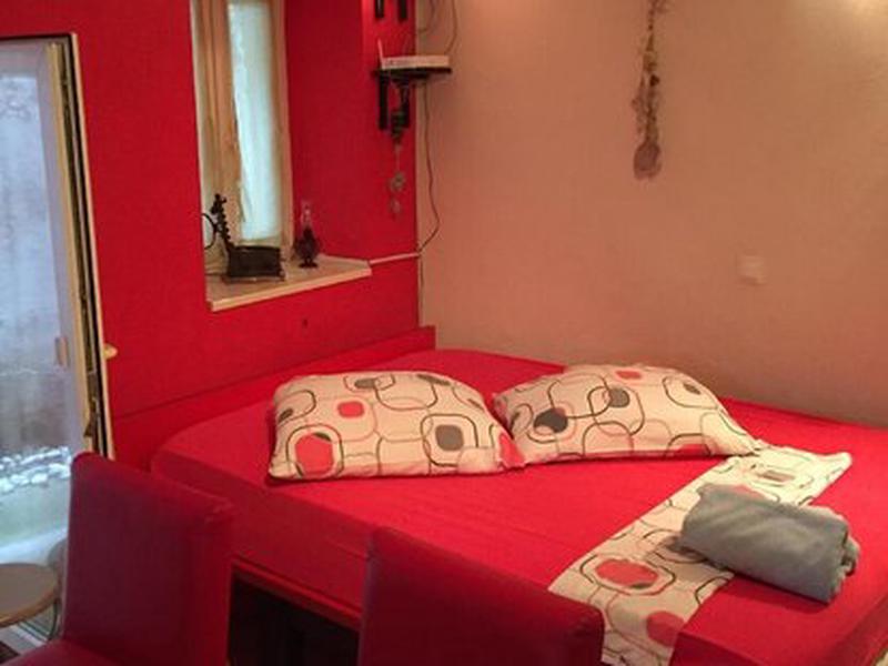 4BDEBD7361A1F844D6B281322C5F4ECE