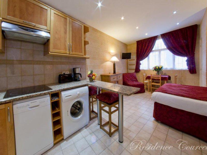 8C6BA6333E851DEE170C0832B2C31BEB