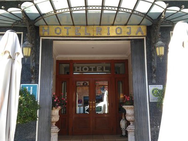 41672ED437E91C793AF82A3B4AA2E97A