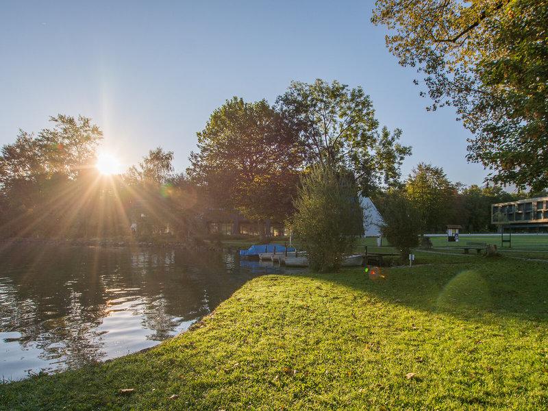 F1F335488376303800B1D536EBE96470