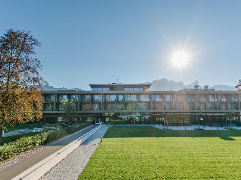 92E40817E3FD1886E44EF8DFADE3DF55