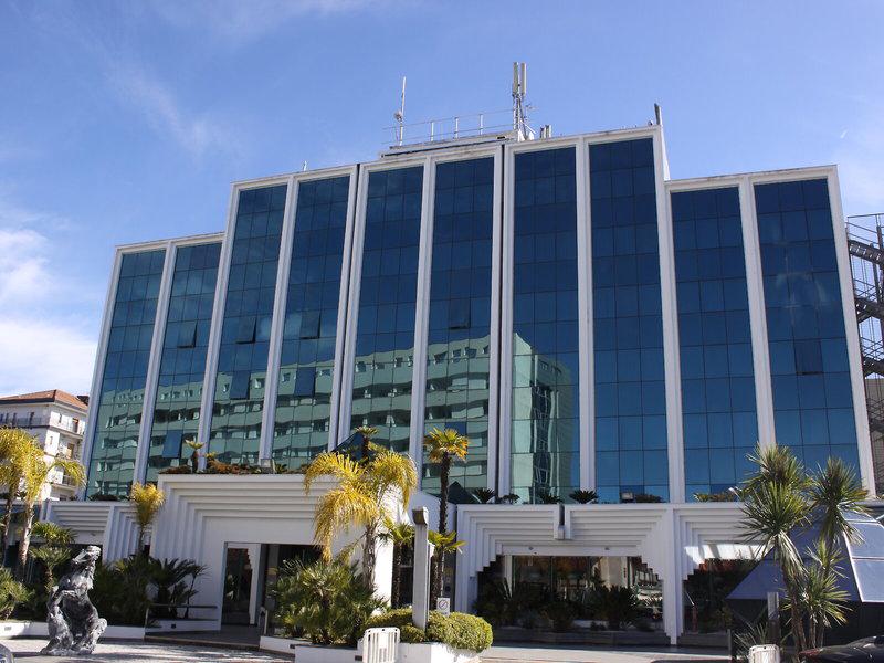 F2A134A66CECA0317407B9BE74613BC7