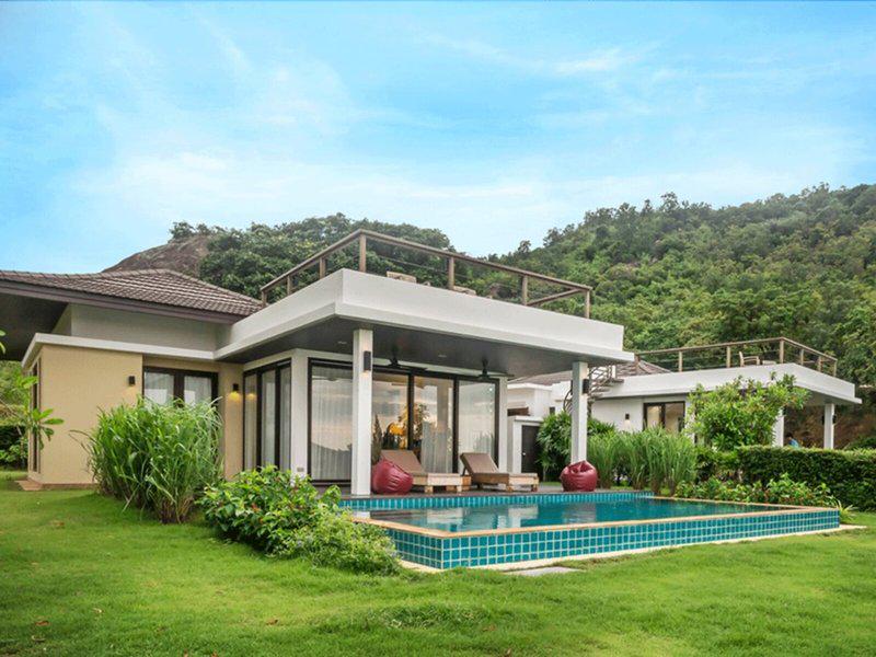 81E0E6D5B5EEB5C79B0341031FBEE69D