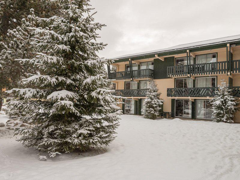 102A63BDAAA4205FD9A2107F5252BE9B