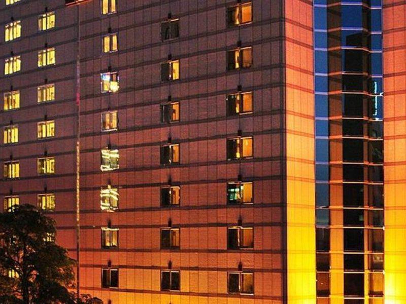 4EB3A142F332821C825A0FAC26E85ADA