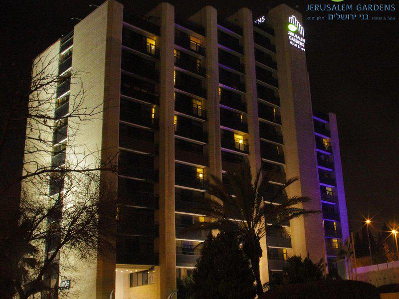 13E9E1D93513A3AECCE4166433DD8499