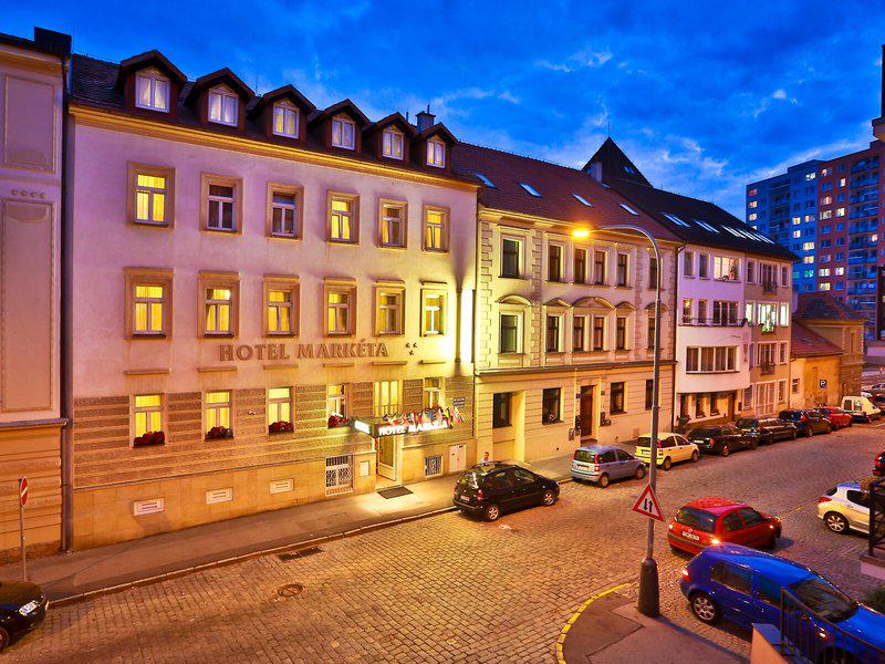 FE5585DFE30FDE8E8F7DBB13A8ACDBD1