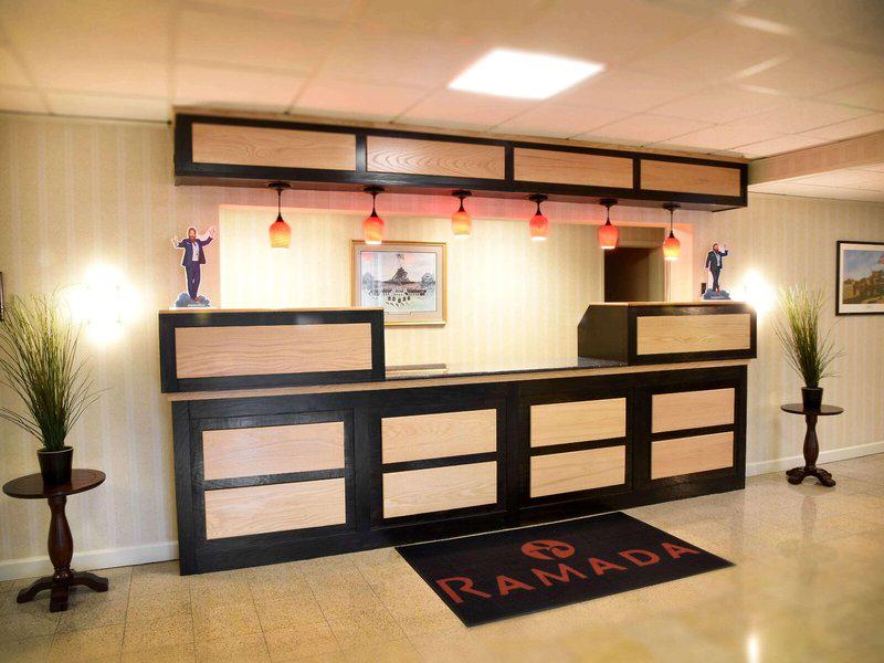 FCD655B38E6B2DEA48E966ABA151F666