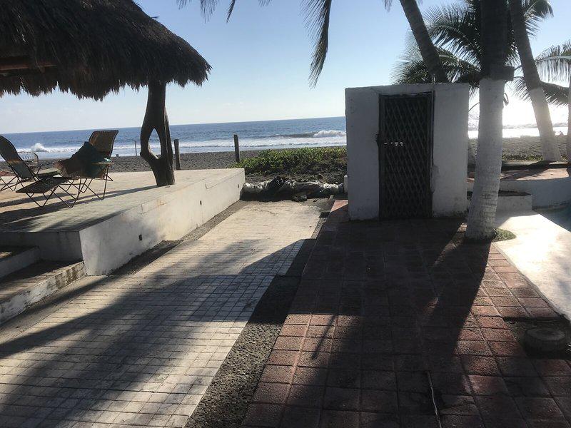 C2C2673CEC504AD8637E18CDD79C3516