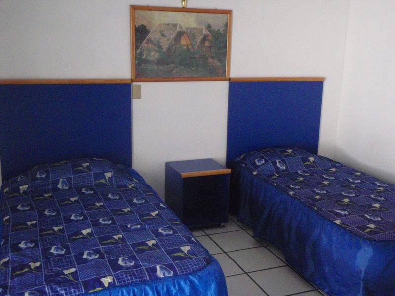 6878794D0E248645A04380D8A6DB6C1E