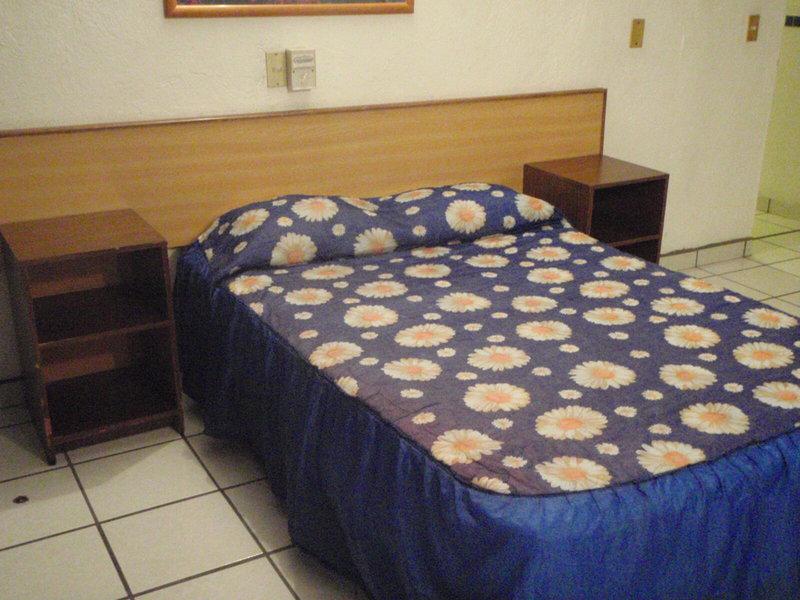 960CE92828E8B1E6CF623AD44C852326