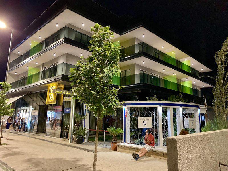 588417834C2D3443A21D61475B7A10A9