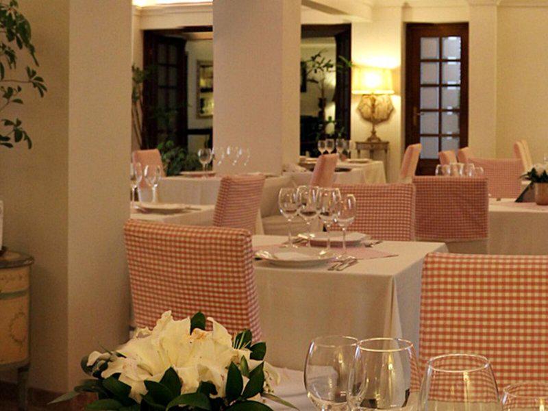 EC8BA2F4BF14D1F89EA596F70E49EFD0