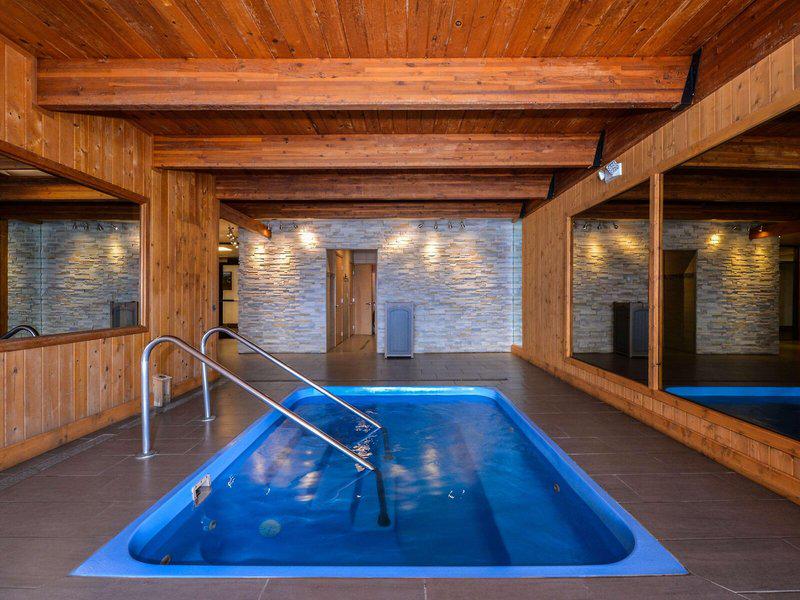 660D4B8E975DD5D149A3CC04B323B1E0