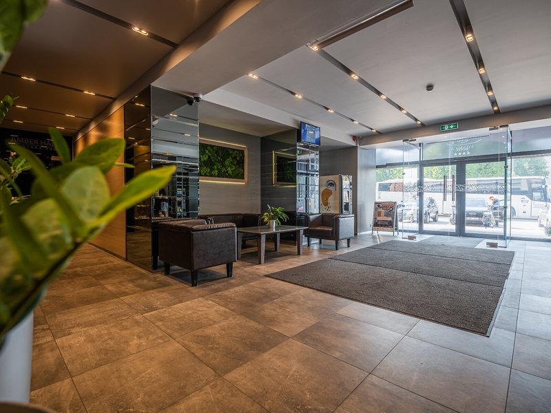 7C8B8BB1F6948CC5539E39A3CA4EBB1E