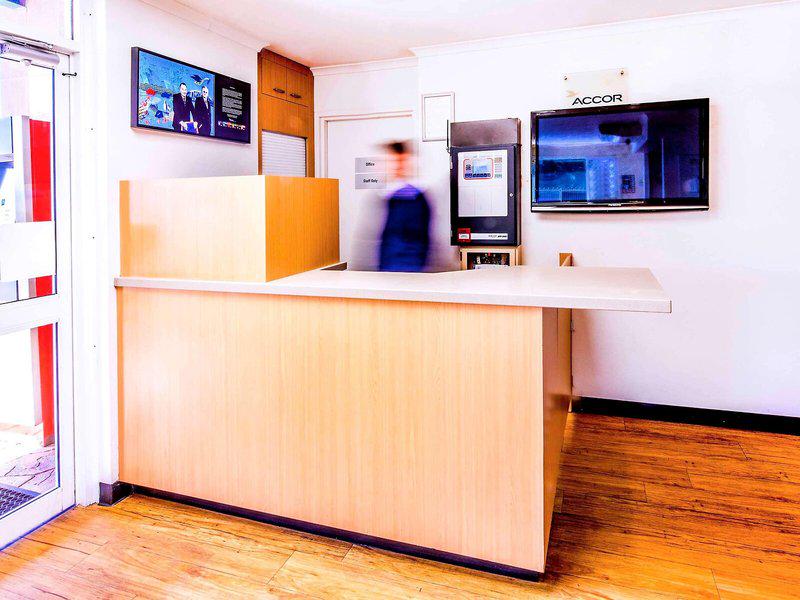 5323D34CCA33A3C2C7B3DDAFC77AAFAE