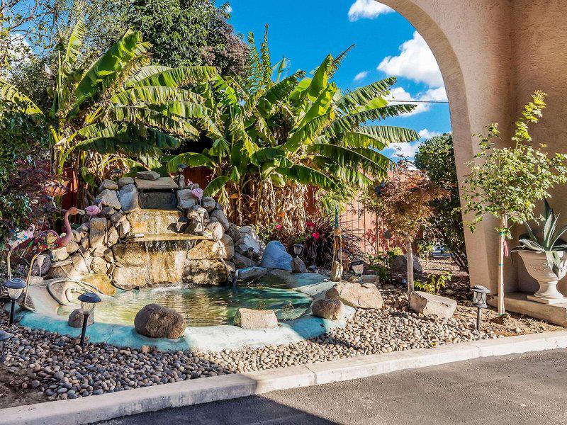 B6CCC2E21E138360D17874B9AB6D9E7C