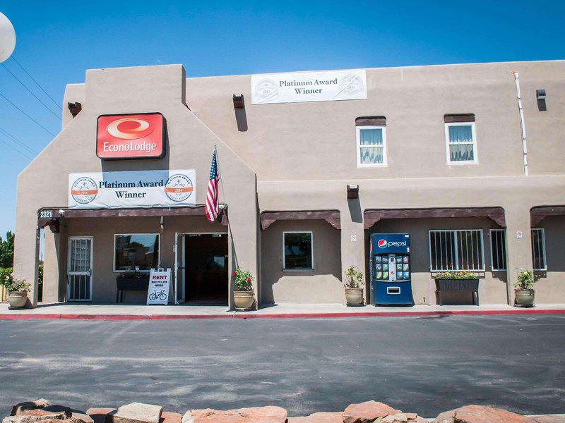 6366CA844E5E98CD3877C6726200C12A