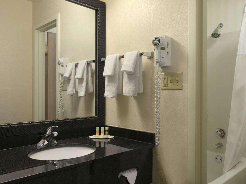 30EF9AA62B35F5330EA49D4A3C1E581A