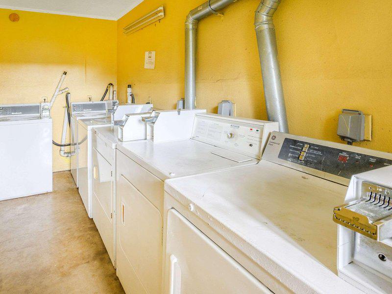 8F8EFBED5129DFB1C6B897E223DF9B23