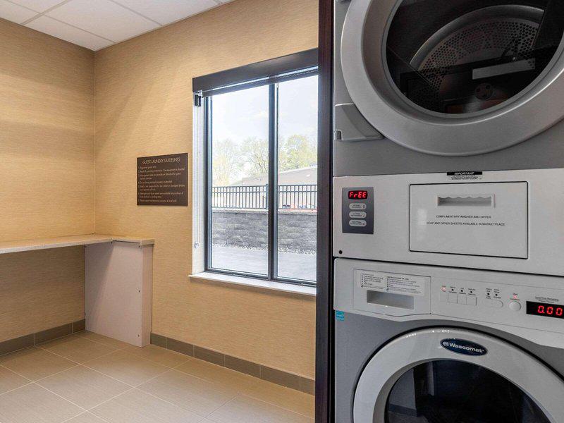 EAA1C97117532F8D8B9031444EE00A10