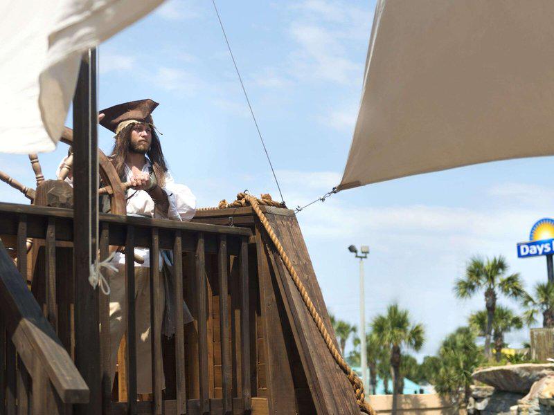 D260E10A35C657D423B3C8D3785A8B02