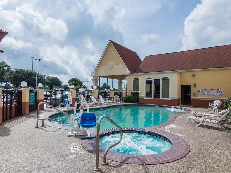 43D53132782E22F44BA2E294830B6EBB