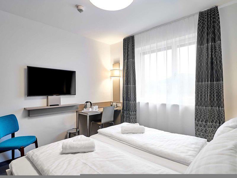 46AC91D0536EF6414ED2C45B8E95ACBC