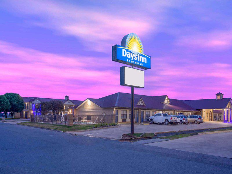 D6490D963AF8E119F2E76BC3007485EE