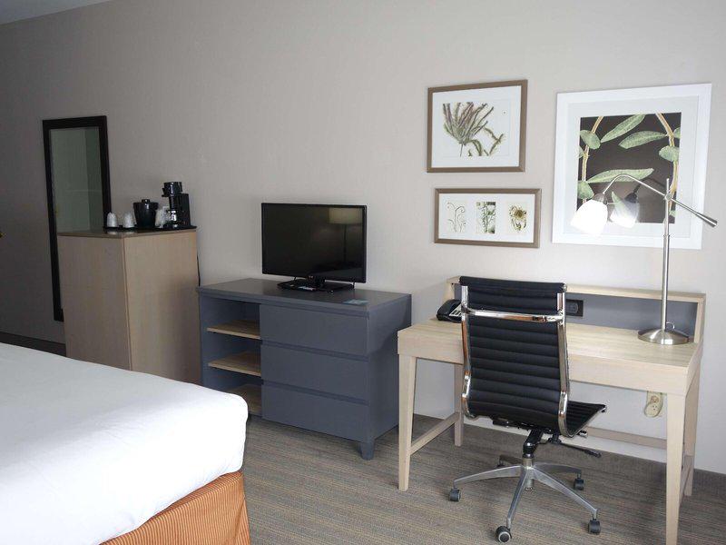 659D6BF6382C244B1CED434B0EBFB30B