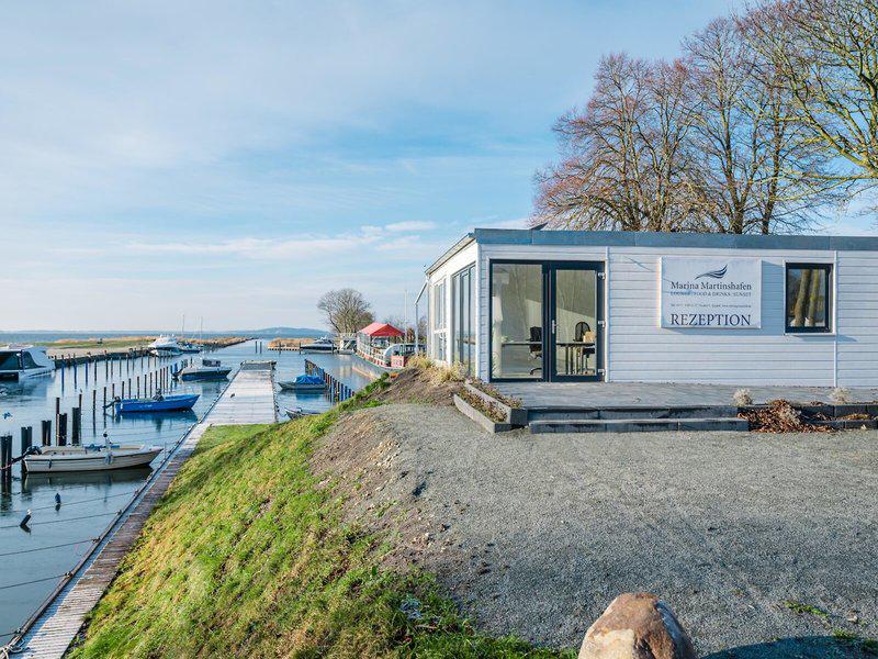 23135B4412CB577ADA5392F2E499B76E