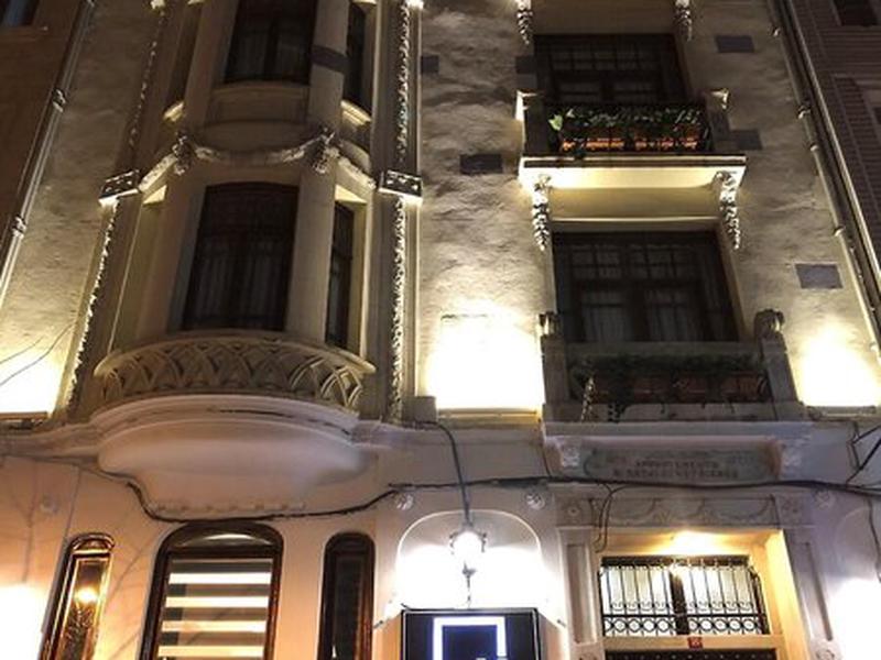 579A5CC7815ABB6061932BF4FBA7956B