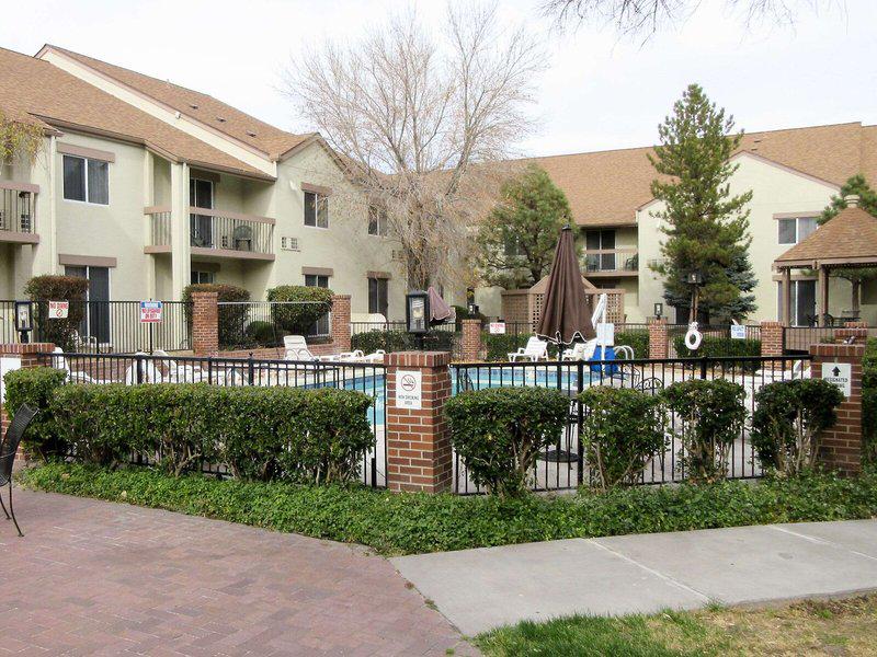 215BB94BCE275A5D6F3B5F2974F93A67